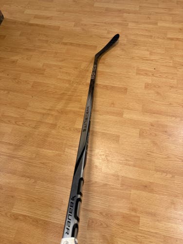 Used Bauer Right Handed P28 Vapor Hyperlite 2 Hockey Stick
