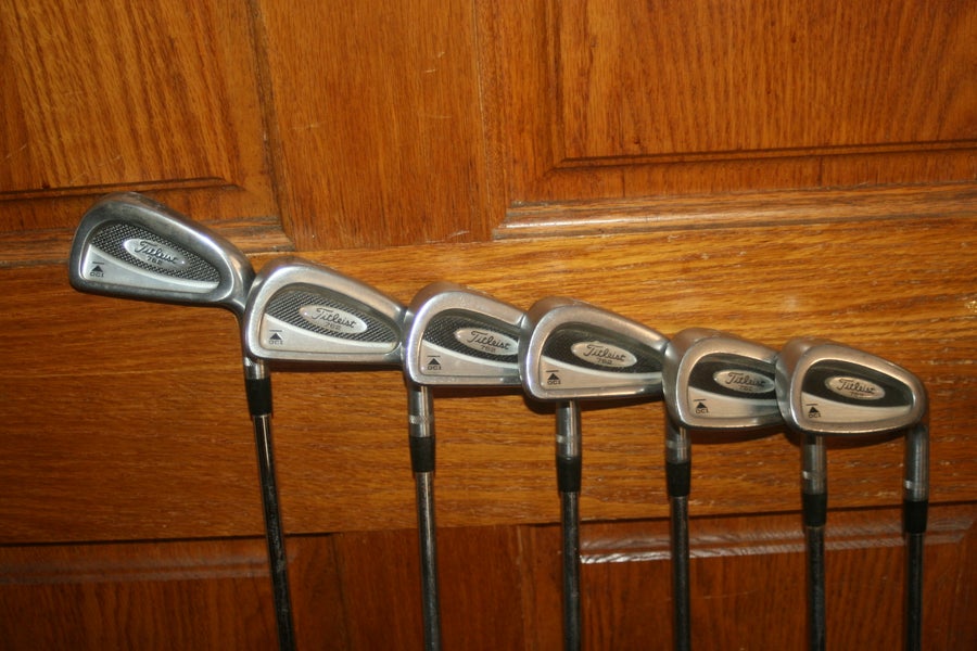 Titleist DCI 762 Irons 2,4,6,7,9, PW Dynamic Gold Lite Steel Shaft RH