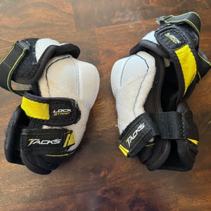 CCM Tacks 9060 Elbow Pads