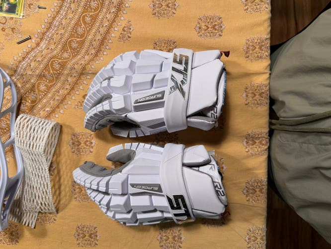 New STX Large Surgeon RZR2 Lacrosse Gloves