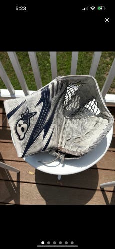 Hockey goalie Brian’s glove and blocker intermediate regular