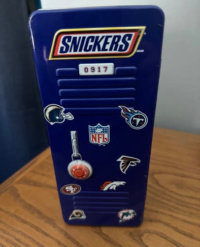 NFL Snickers Metal Mini Locker