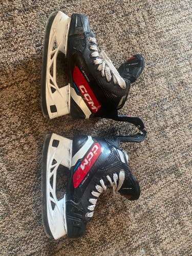 Used Junior CCM JetSpeed Vibe Hockey Skates Regular Width