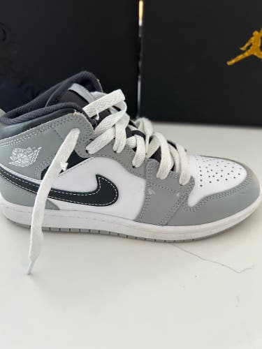 Used Kid's Air Jordan Shoes Light Smoke Gray