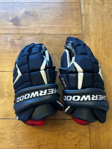 Used *Like New Sher-Wood 14" Pro Stock Code V Pro Gloves