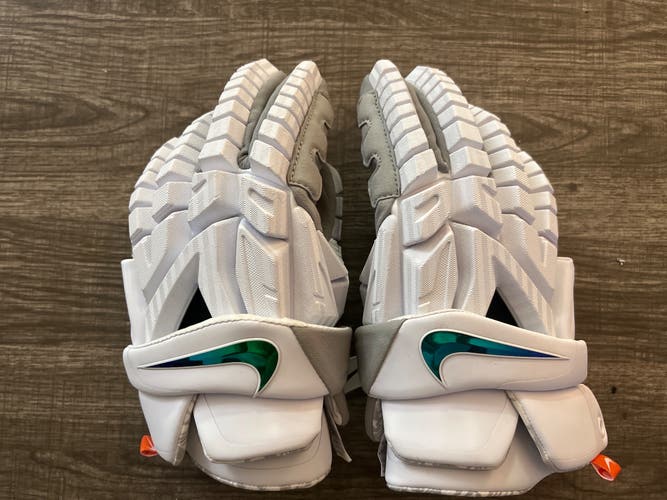 Nike Large Lacrosse Gloves