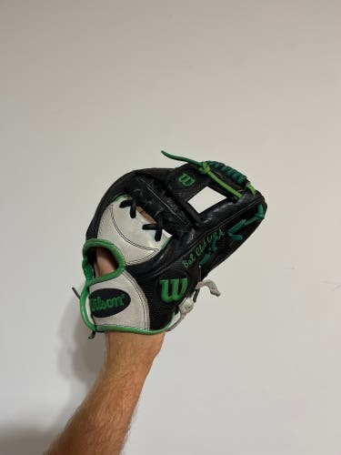 Custom Wilson a2000 1787 11.75 baseball glove