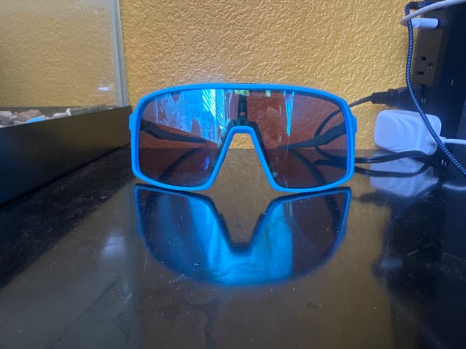 Blue New One Size Fits All Oakley Sunglasses