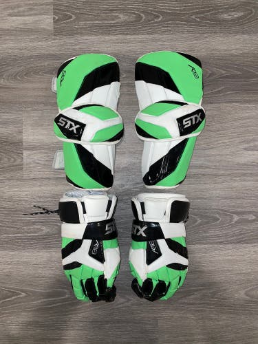 Custom STX K18 Gloves & Arm Guards