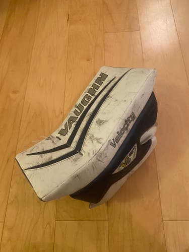 Used Vaughn V6 1000i Full Right