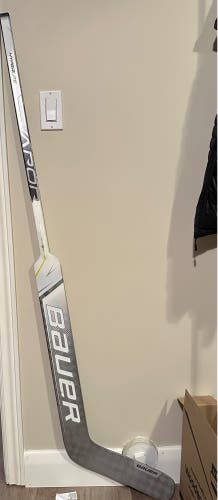 Used Bauer Vapor Hyperlite Goalie Stick - 27” Paddle