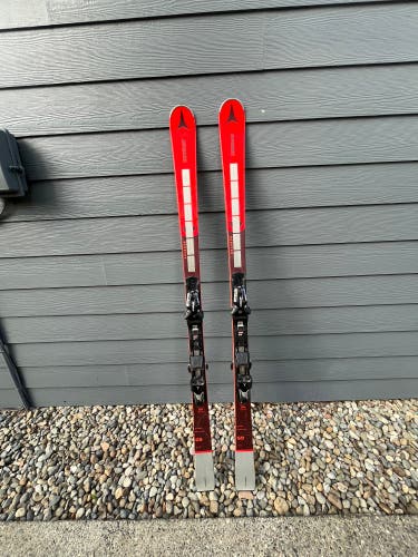 Used Atomic 177 GS skis