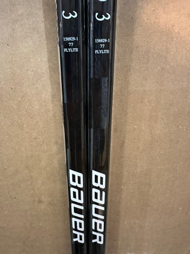Bauer FlyLite Hockey Stick Left P92M 77 Flex Senior D1 Pro Stock