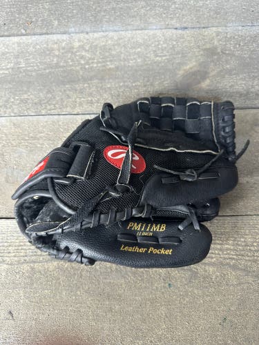 Rawlings Playmaker Series Black Leather Pocket PM11MB 11" Baseball Glove RHT