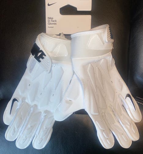 Nike D-TACK 7.0 Football Gloves, white, Large Adult, NEW!!  $70.00