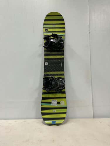 Used Burton Ltr- Sm Md Matrix Bindings 130 Cm Boys' Snowboard Combo