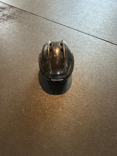 Bauer hockey helmet