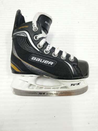 Used Bauer Supreme Youth 09.0 Ice Hockey Skates