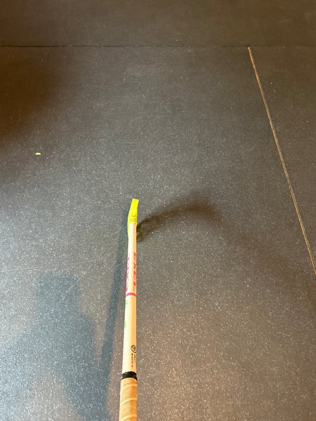 Floor ball stick
