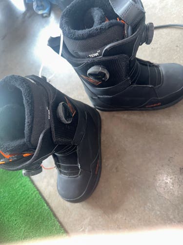 New Women's 7 Thirty Two Lashed Double Boa Snowboard Boots