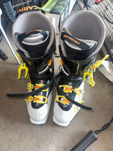 Used Maestrale RS Ski Boots