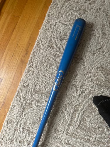 New  (-3) 30 oz 33" Bat