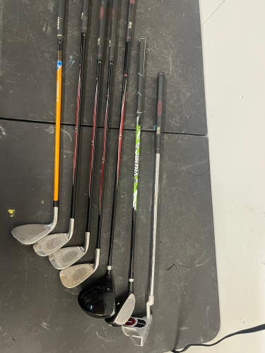 Used Beginner Junior ZEVO Clubs Right Handed 7 Pieces with Bag