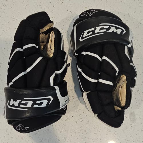 Used CCM Vector Gloves 14"