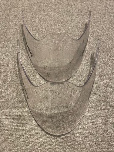 Bauer Mask Dangler