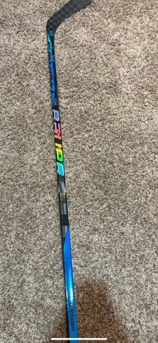 Used Intermediate Bauer Right Handed P28  Nexus Sync Hockey Stick