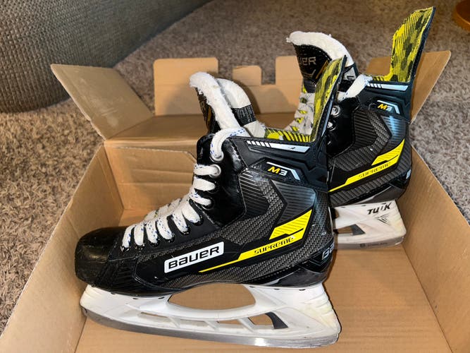Used Bauer Supreme M3 Hockey Skates, Senior Size 7 EE