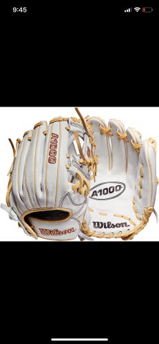 New Wilson Right Hand Throw Infield A1000 Softball Glove 11.75"
