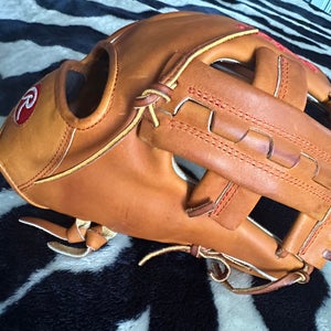 Rawlings baseball glove