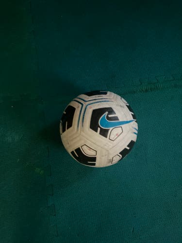 Nike Aerosculpt Soccer Ball