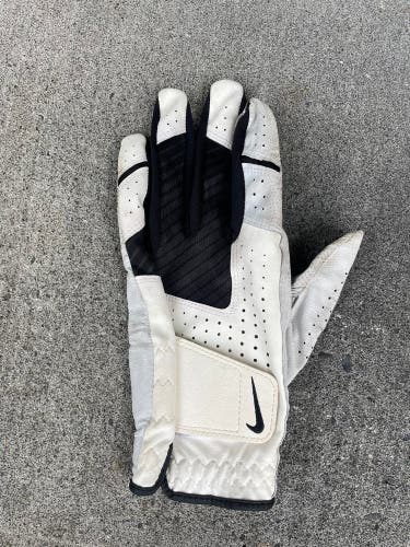 Slightly Used Mens Nike Golf Glove