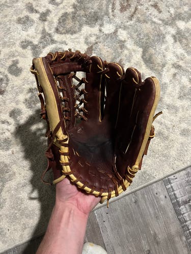 Used 2019 Outfield 12.5" Prime Elite Baseball Glove