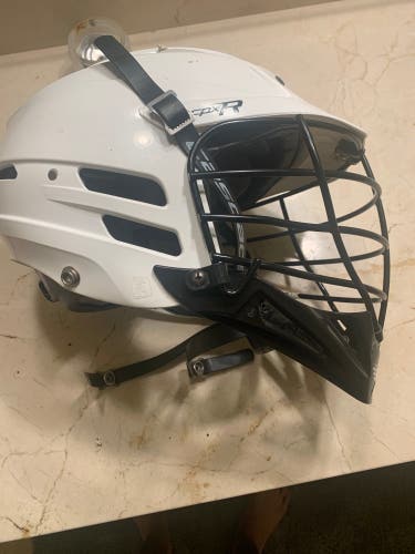 Used Cascade Cpxr Goalie Helmet