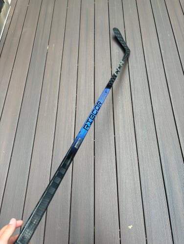 New Senior CCM Left Hand P29  RibCor Trigger 8 Pro Hockey Stick