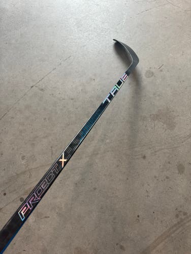 Used Senior True Right Handed P28 Pro Stock Project X Hockey Stick