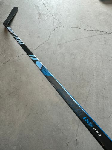 NHL New Senior Warrior Right Handed P92 Pro Stock Alpha LX2 PRO Hockey Stick