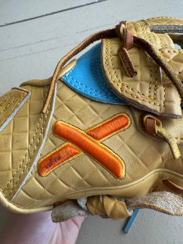 Absolutely Ridiculous 11.5 Infield Baseball Glove