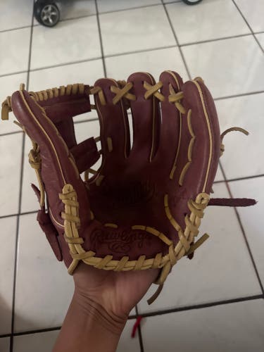 Used  Infield 11.25" Sandlot Series Baseball Glove