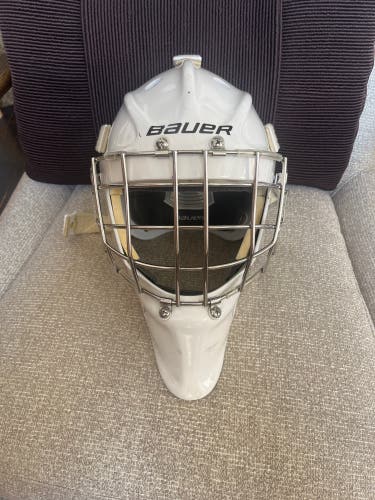 Used Senior Bauer 960 Pro Goalie Mask