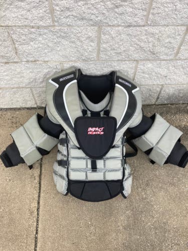 Simmons matrix goalie chest protector. Chest and arm. Large senior