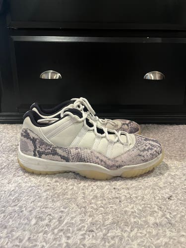 Used Men's Air Jordan 11 Shoes