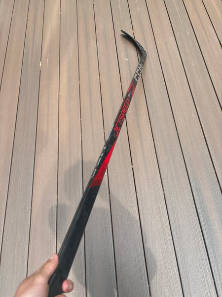 New Senior CCM Right Handed P29 Jetspeed FT7 Pro Hockey Stick