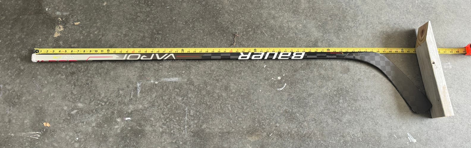 Used Senior Bauer Vapor Hyperlite Right Handed KANE Hockey Stick Pro Stock