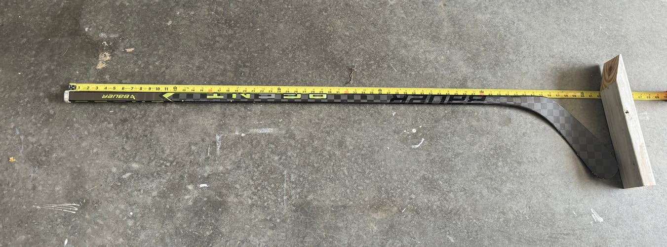 Used Senior Bauer Ag5nt Right Handed Hockey Stick P92