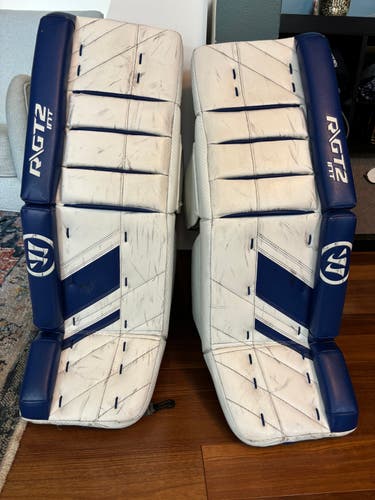 Used 31" Warrior Ritual GT2 Classic Goalie Leg Pads