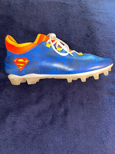 Used Men's Low Top Molded Cleats